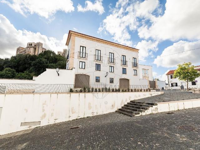 Apartamento T4 à venda em Leiria, Pousos, Barreira e Cortes, Leiria RE/MAX Portugal