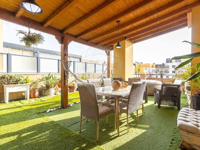 Apartamento T4 à venda em Loures, Loures RE/MAX Portugal