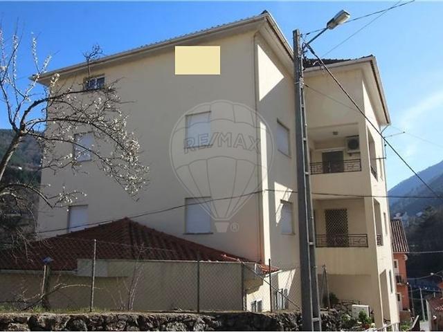 Apartamento T4 à venda em São Pedro, Manteigas RE/MAX Portugal