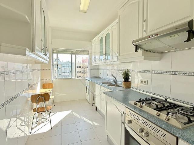Apartamento T4 à venda em Setúbal São Julião, Nossa Senhora da Anunciada e Santa Maria da Graça, Setúbal RE/MAX Portugal