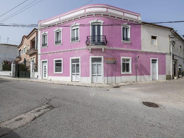 Apartamento T4 à venda em Valado dos Frades, Nazaré RE/MAX Portugal