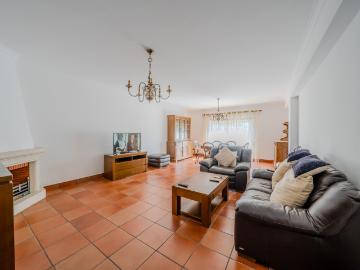 Apartamento T4 Beira Rio