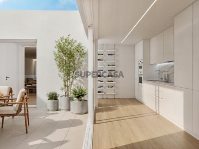 Apartamento T4 Brito Capelo, Matosinhos