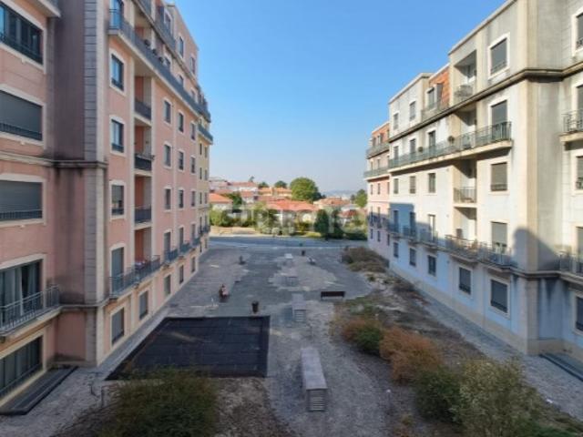 Apartamento T4 c/ garagem | Vila Nova de Gaia | Rua Antero Quental