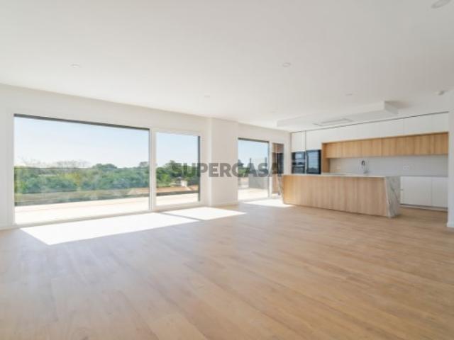 Apartamento T4 c/ piscina I ICONIC na Costa da Caparica