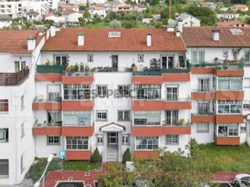 Apartamento T4 c/ Terraço Abraveses