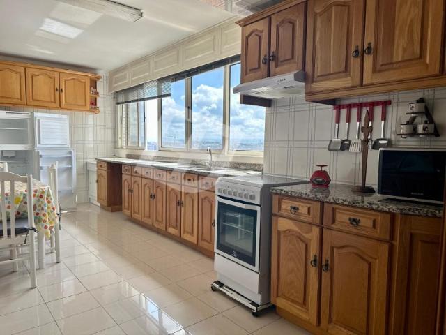 Apartamento T4 c/ Vista Salinas Aveiro Centro