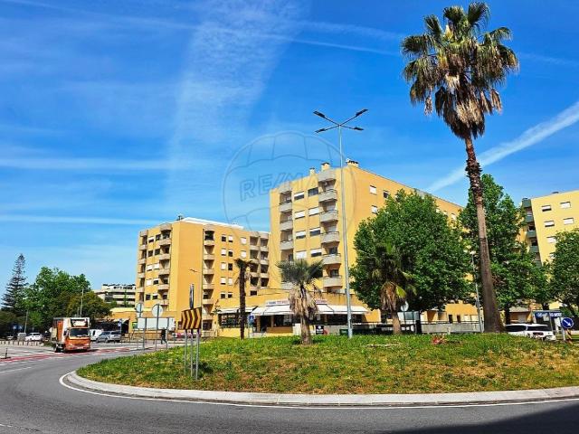 Apartamento T4 com 159m² em Braga Junto à Makro Totalmente E. 0m² Braga São Vítor