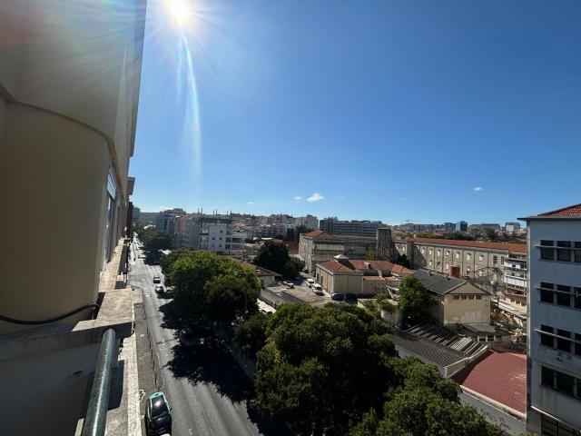 Apartamento T4 com 165 m2 nas Avenidas Novas | Wallis Real Estate