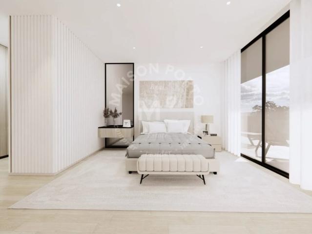 Apartamento T4 com Suites, Varanda e Garagem Fechada, em Gondomar