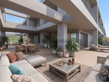 Apartamento T4 com piscina, Miraflores, Oeiras