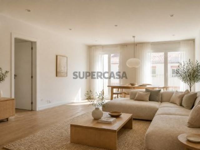 Apartamento T4 com TERRAÇO, 2 Varandas e BOX 72 m2 | Ramada, Odivelas