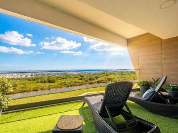 Apartamento T4 com Terraço Privativo e Box | Empreendimento. 358m² Venteira
