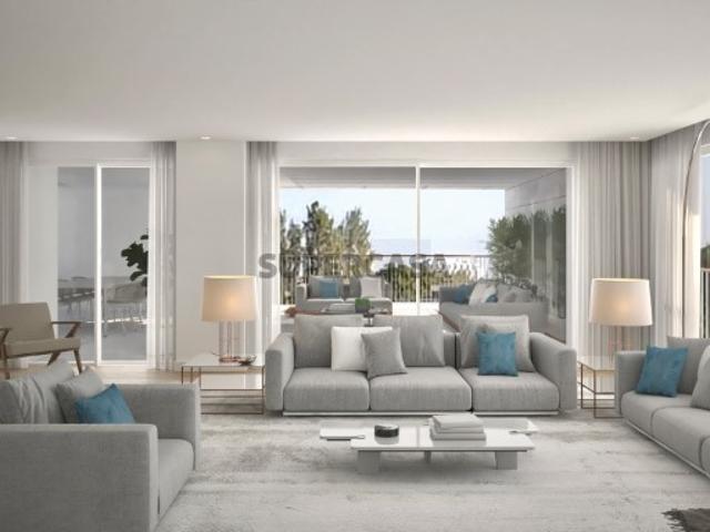 Apartamento T4 com varanda em novo empreendimento em Matosinhos