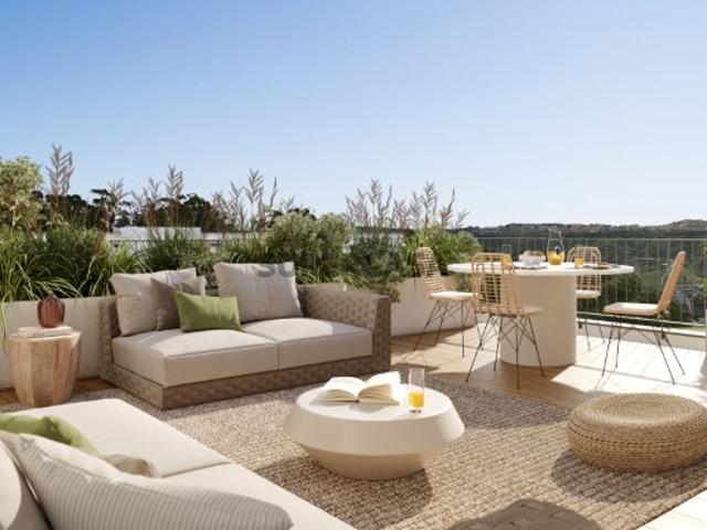 Apartamento T4 com varanda em novo empreendimento em Loures