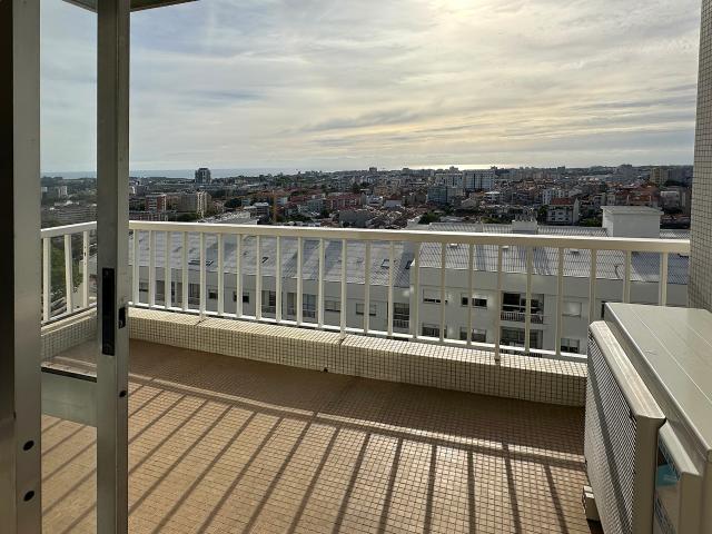 Apartamento T4 com vista mar Damião de Góis