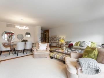 Apartamento T4 com vista, Parque das Nações, Lisboa