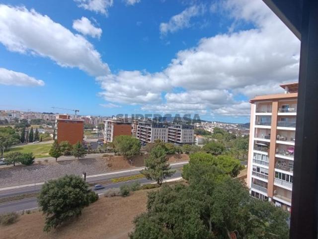 Apartamento T4 com Vistas Panorâmicas | Setúbal