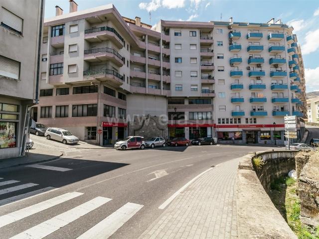 Apartamento T4 / Covilhã, Covilhã
