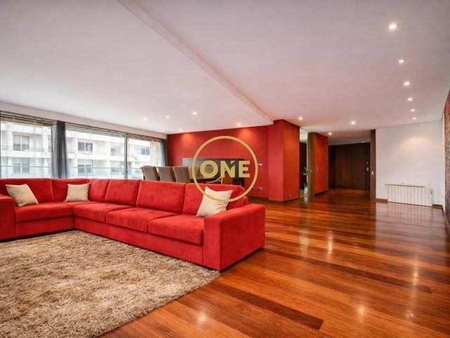 Apartamento T4 de Excelência em Montgeron – Póvoa de Varzim