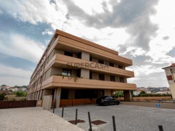 Apartamento T4 de Luxo no centro de Leiria
