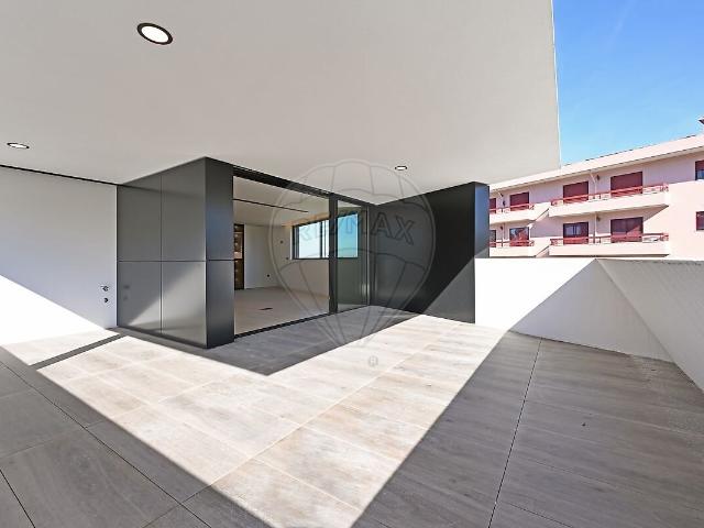 Apartamento T4 de luxo à venda em Gondomar São Cosme, Valbom e Jovim, Gondomar RE/MAX Portugal