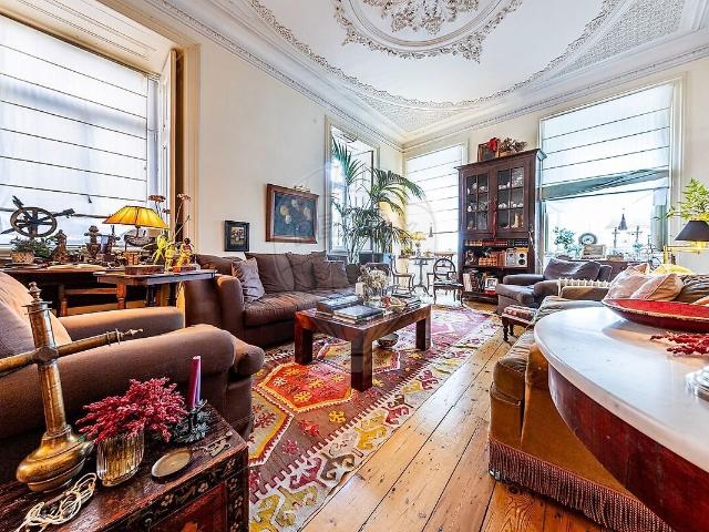 Apartamento T4 de luxo à venda em Misericórdia, Lisboa RE/MAX Portugal