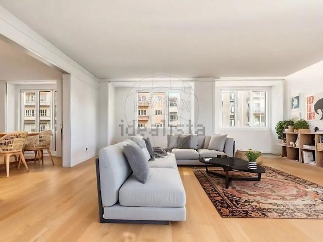 Apartamento T4 de luxo à venda em Santo António, Lisboa RE/MAX Portugal