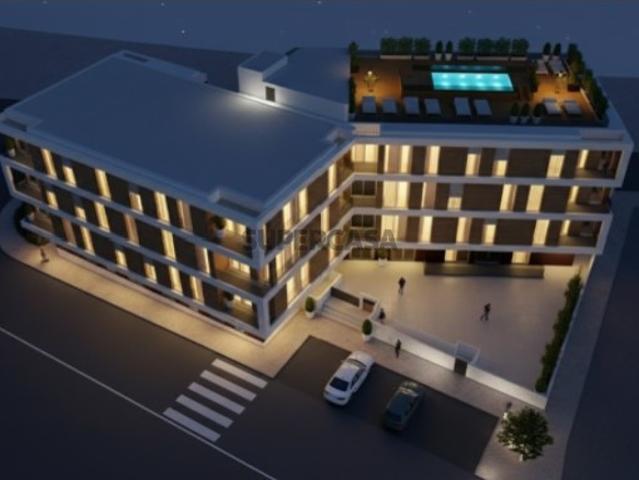 Apartamento T4 de Luxo, junto à Praia da Consolação