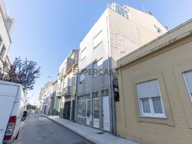 Apartamento T4 Duplex com terraço e logradouro | Matosinhos