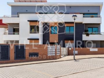 Apartamento T4 Duplex | Condomínio Fechado | São Pedro da Cadeira