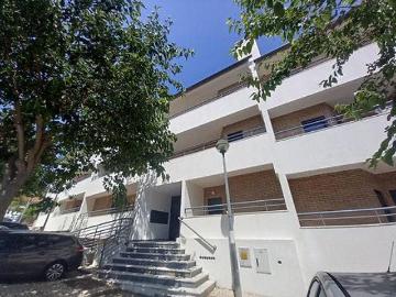 Apartamento T4 Duplex – Castanheira do Ribatejo 1º Esq Bloco B