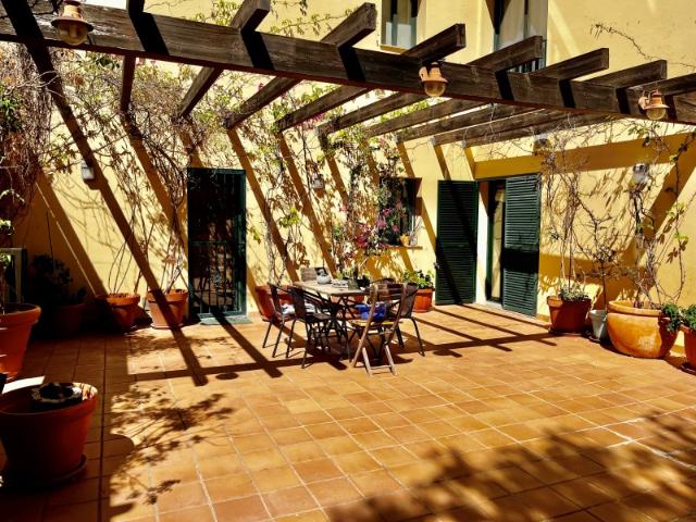Apartamento T4 duplex em condomínio privado com piscina em Vilamoura, Algarve