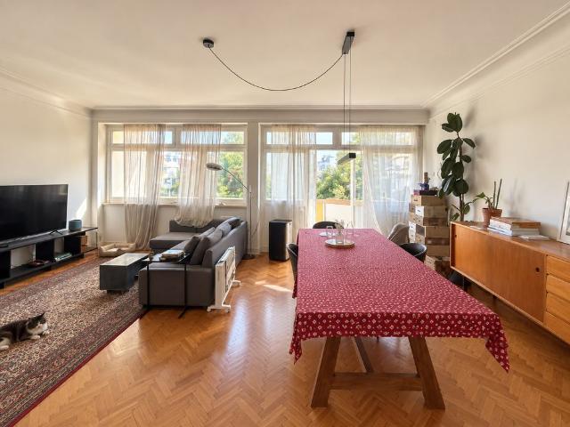Apartamento T4 Duplex em Alvalade