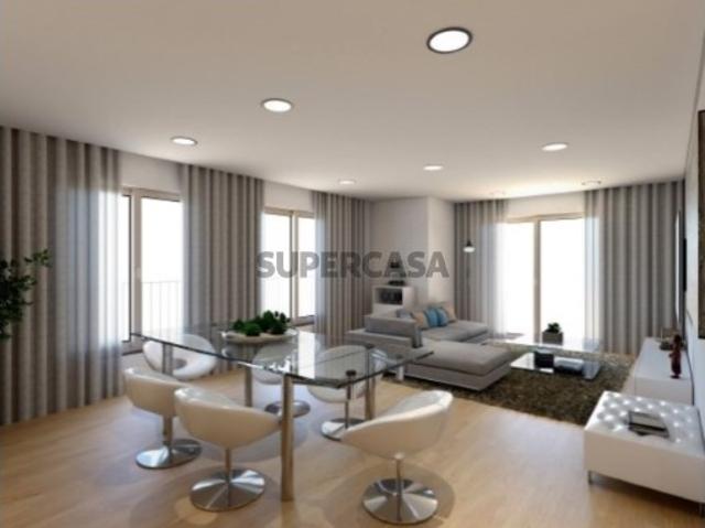 APARTAMENTO T4 DUPLEX NOVO MONTIJO