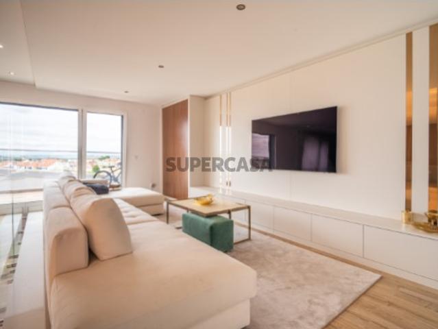Apartamento T4 Duplex no Montijo