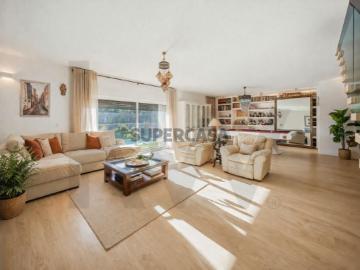 Amora, Distrito de Setúbal - Cozinha equipada