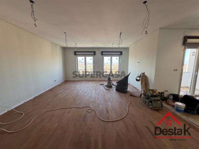 Apartamento T3+1 DUPLEX Venda em Algueirão Mem Martins,Sintra