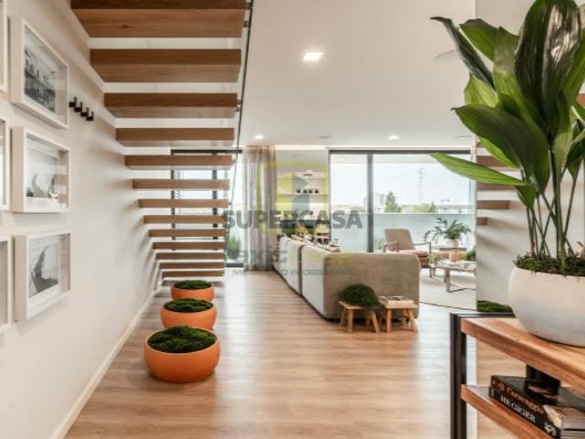 Apartamento T4 DUPLEX Venda em Glória e Vera Cruz,Aveiro