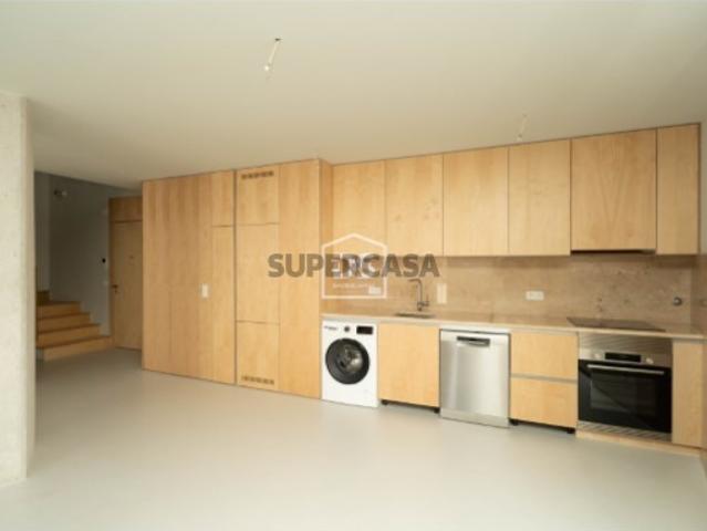 Apartamento T4 DUPLEX Venda em Leiria, Pousos, Barreira e Cortes,Leiria