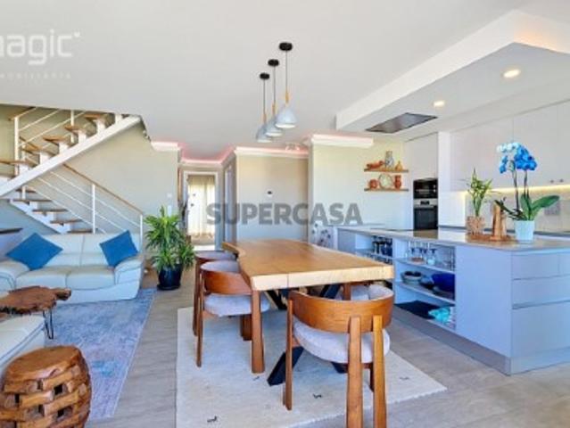 APARTAMENTO T4 DUPLEX VISTA DE MAR, ERICEIRA CENTRO
