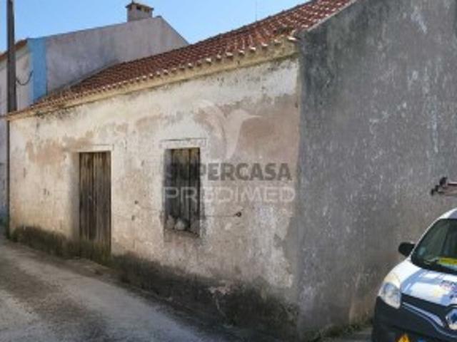 Apartamento T4 em Turcifal