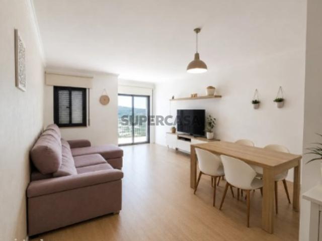 Apartamento T4 em União Freguesias Santa Maria, São Pedro e Matacães
