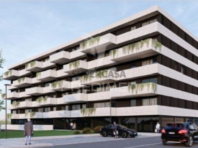 Apartamento T4 em Valongo