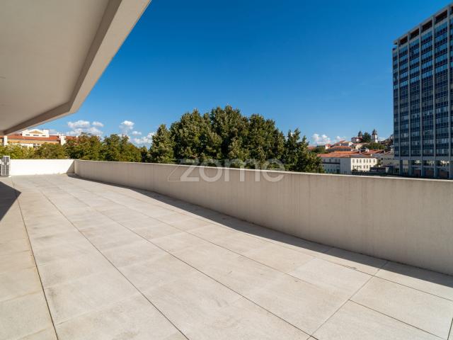 Apartamento T4 em Viseu