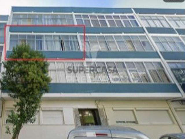 Apartamento T2 em Almada, Cova da Piedade, Pragal e Cacilhas