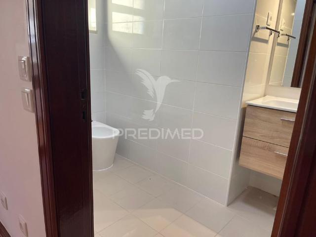 Apartamento t4 em alfragide quinta grande