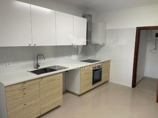 Apartamento t4 em alfragide quinta grande