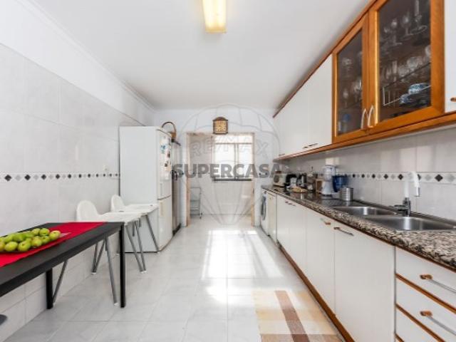 Apartamento T4 em Algueirão Mem Martins