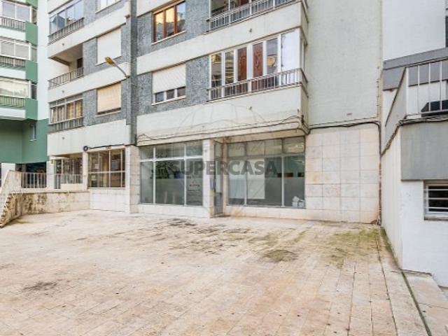 Apartamento T4 em Algés, Linda a Velha e Cruz Quebrada Dafundo